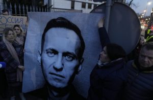 10020376 poland russia navalny obit 75059 640x420