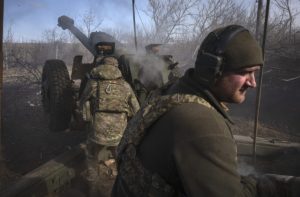 10031736_russia_ukraine_war_47928-640x420.jpg