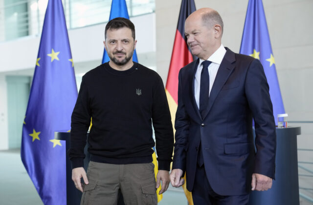 10036386 volodymyr zelenskyj olaf scholz