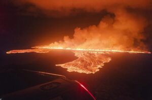 10040204 iceland volcano 96770 640x420