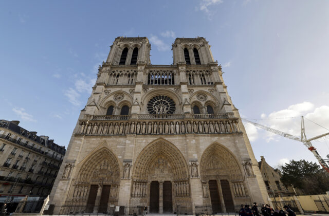 10042616 france notre dame reopening 66988