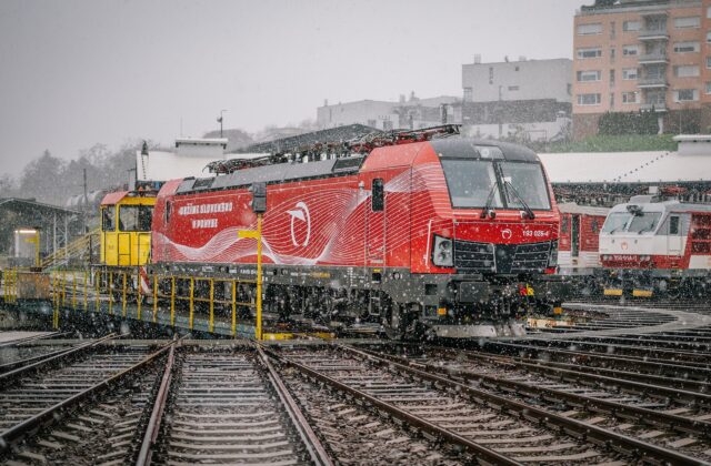 10042749 rusen siemens vectron s unikatnym dizajnom sa stava novou sucastou flotily zssk