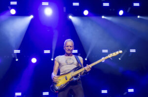 10042974 sting 640x420