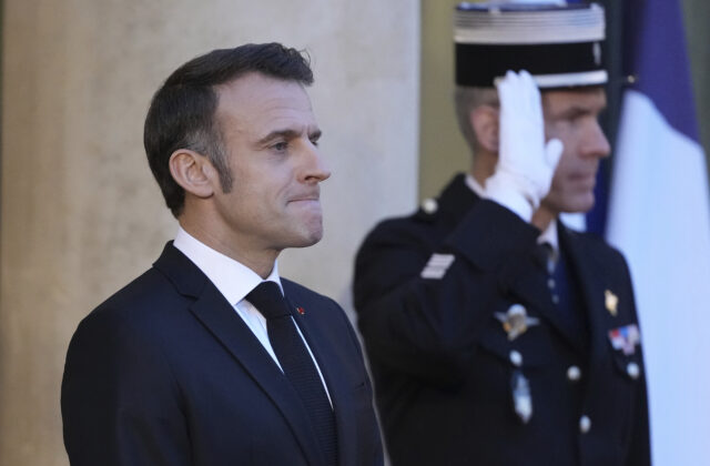 10043148 france macron 52304