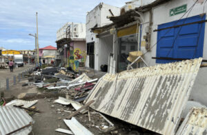 10043995_mayotte_cyclone_chido_16020-640x420.jpg